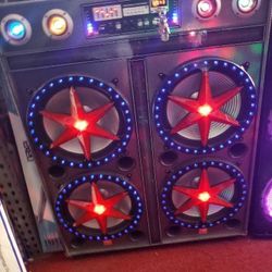 4 15" Woofers.  Extremely Powerful.  Brand New.  Free 🎤 