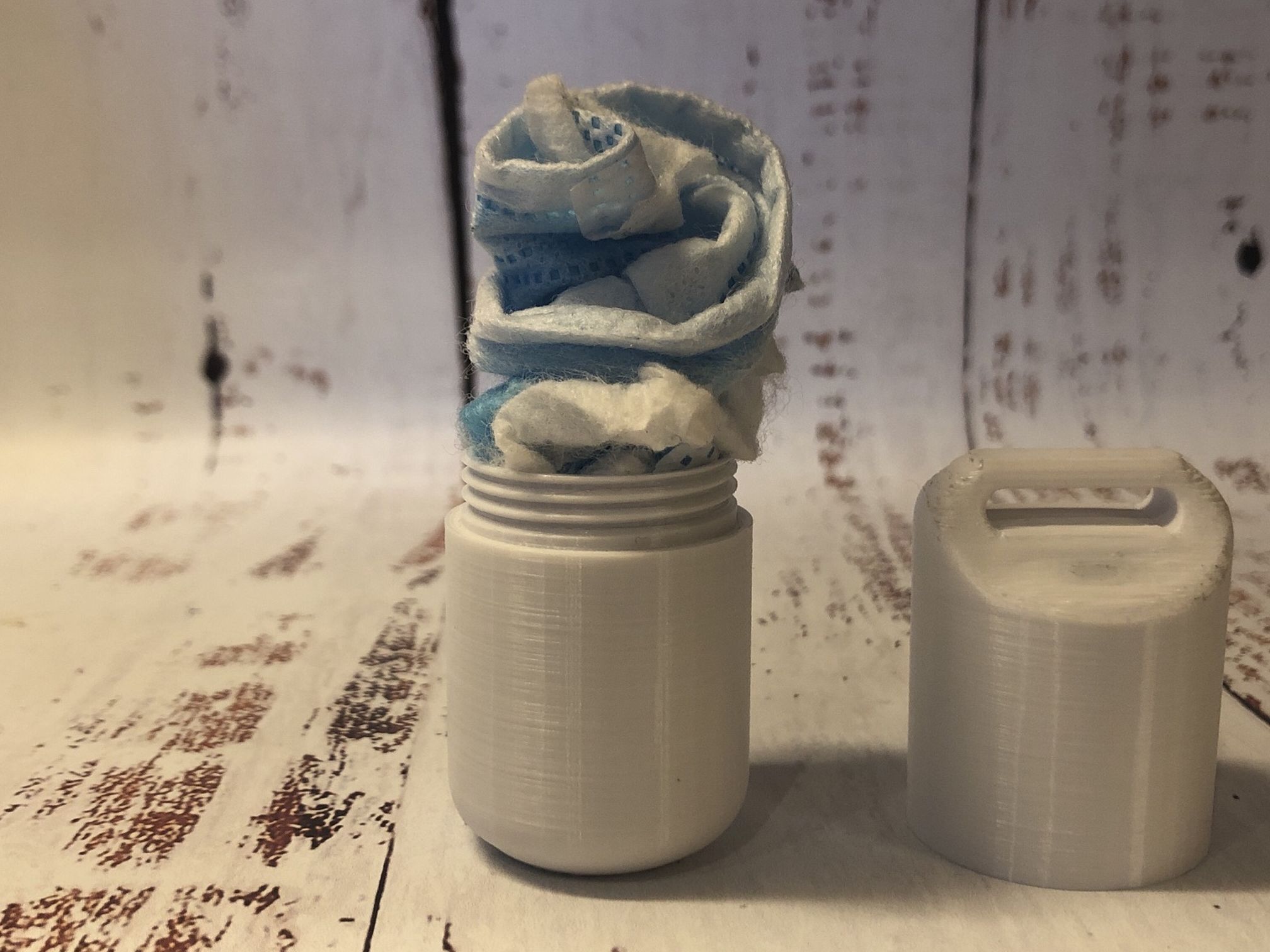 Disposable Keychain Mask Holder