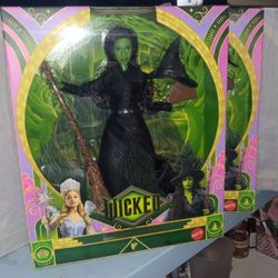 Thrillifying Elphaba Throp