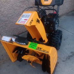 Cub Cadet
3X 30 in. HD 420cc IntelliPower Three-Stage Electric Start Gas Snow Blower with Heated Grips and Steel Chute