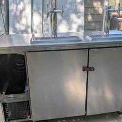 60 Inch Bar Back Refrigerator With Beer Taps 