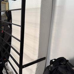 Twin Mattress + Metal Fram