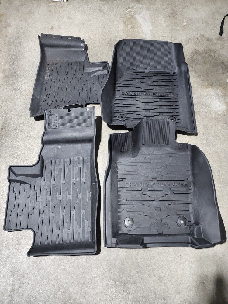 Floor Mat Jeep Grand Cherokee