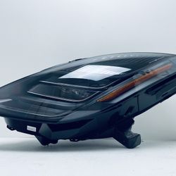 2019 JAGUAR F-TYPE LEFT DRIVER SIDE HEADLIGHT FULL LED OEM (contact info removed)3