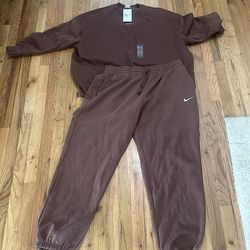 Women’s Nike outfit