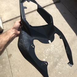 Yamaha R6 fairing parts