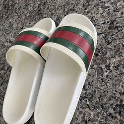 Men’s Gucci Sandals 