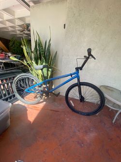 Red line BMX