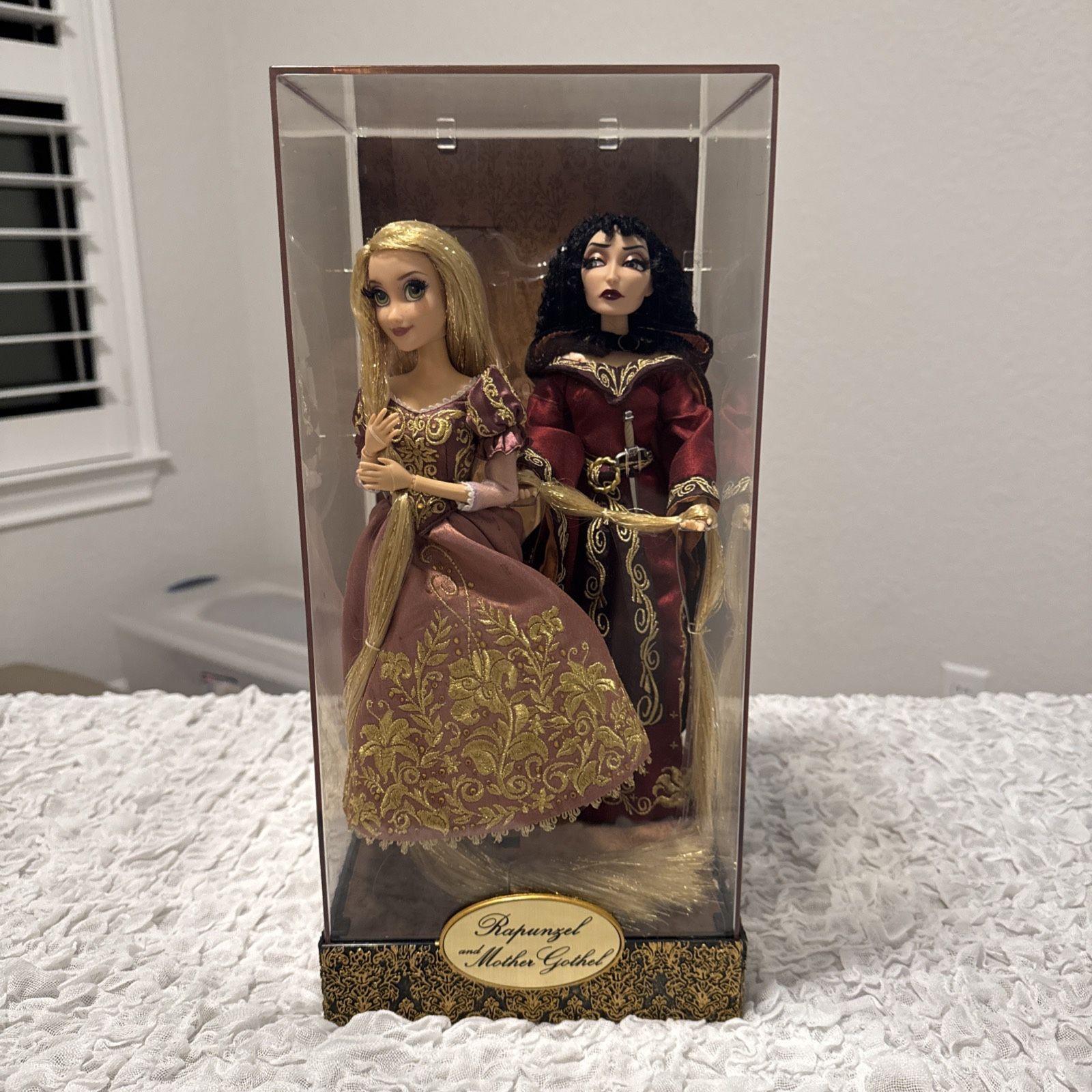 Disney Store Fairytale Designer Collection Tangled Rapunzel and Mother Gothel LE