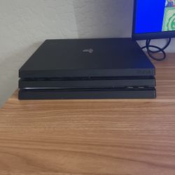 PS4 PRO 1tb with controller