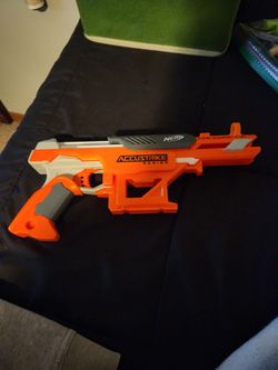 Nerf Accustrike Falconfire
