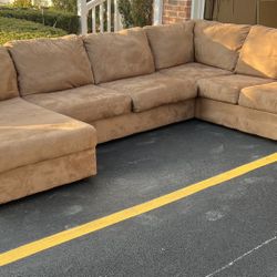 Brown Sectional Couch Set 
