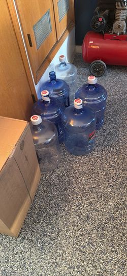 5 gallon water bottles