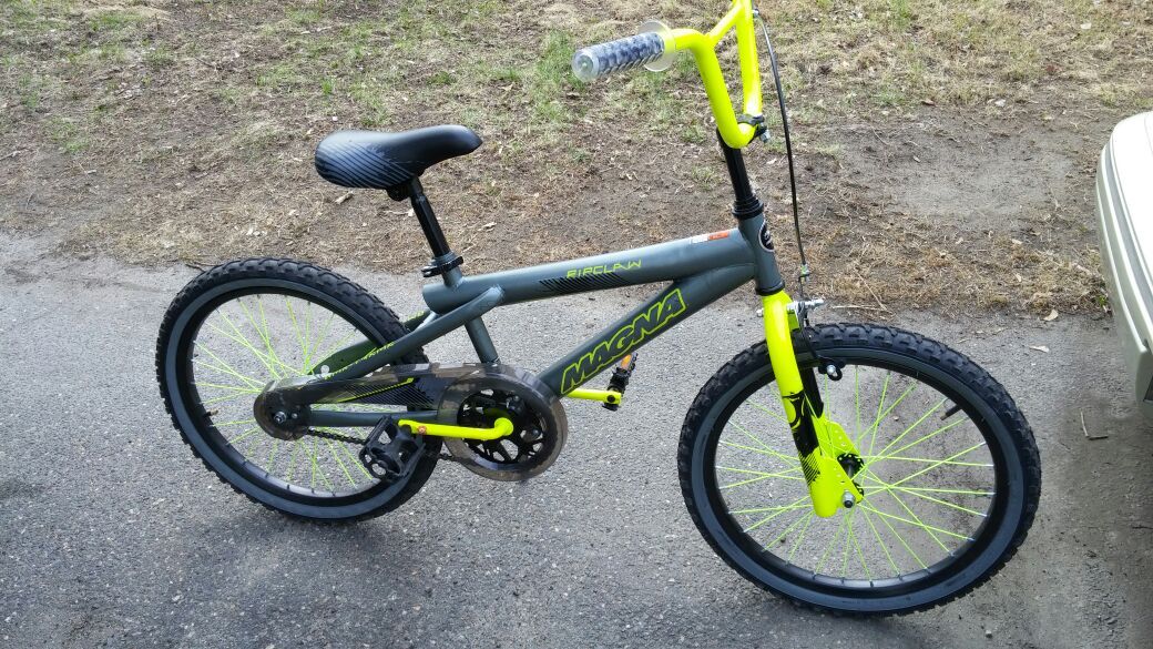 Boy's Magna Rip Claw Bike - Grey/Yellow (20")