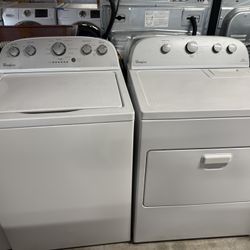 Whirlpool Washer And Dryer Set