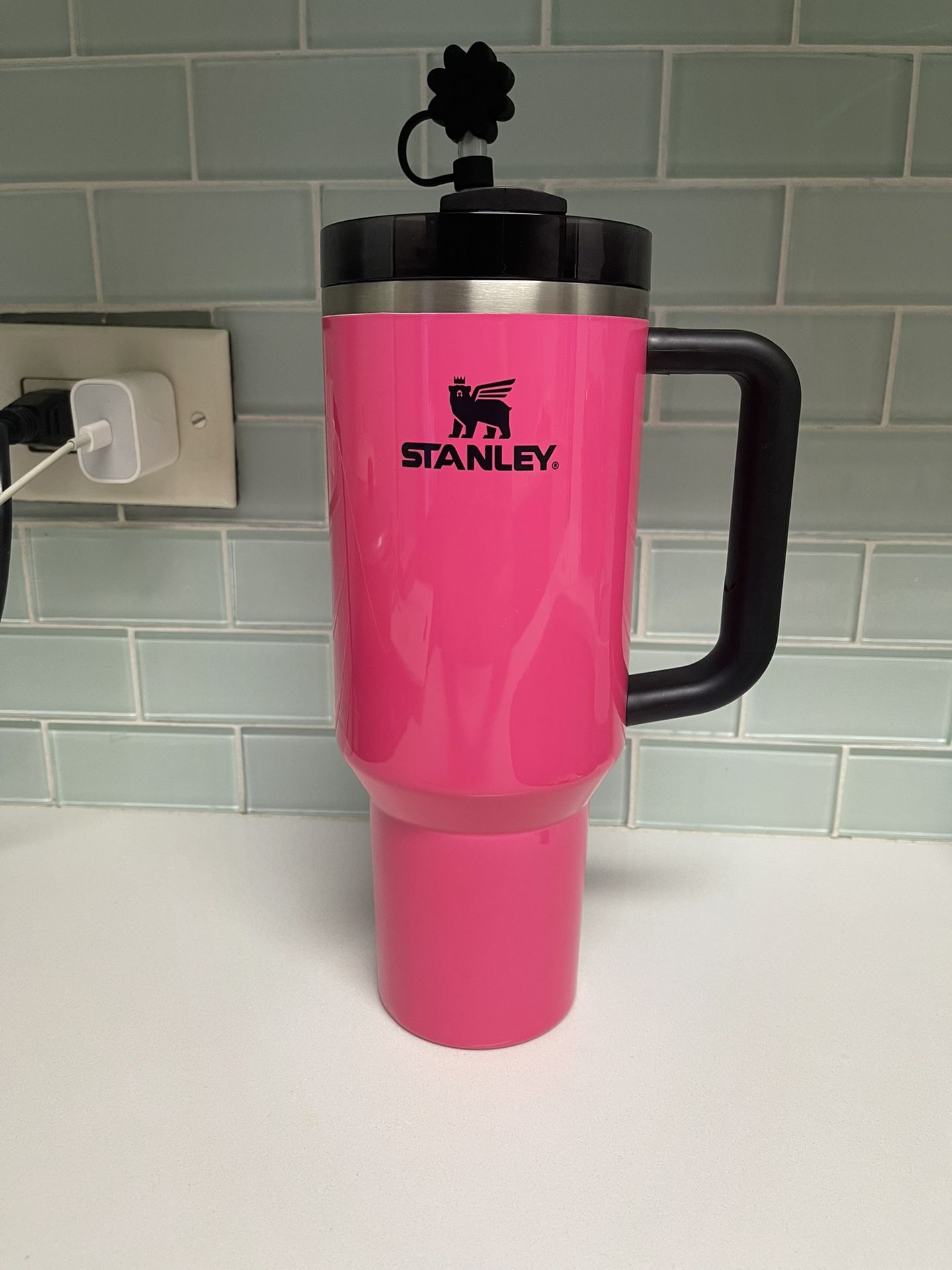 Stanley Quencher H2.0 FlowState Stainless Steel Vacuum Insulated Tumbler 40 OZ In Color Electric Pink 