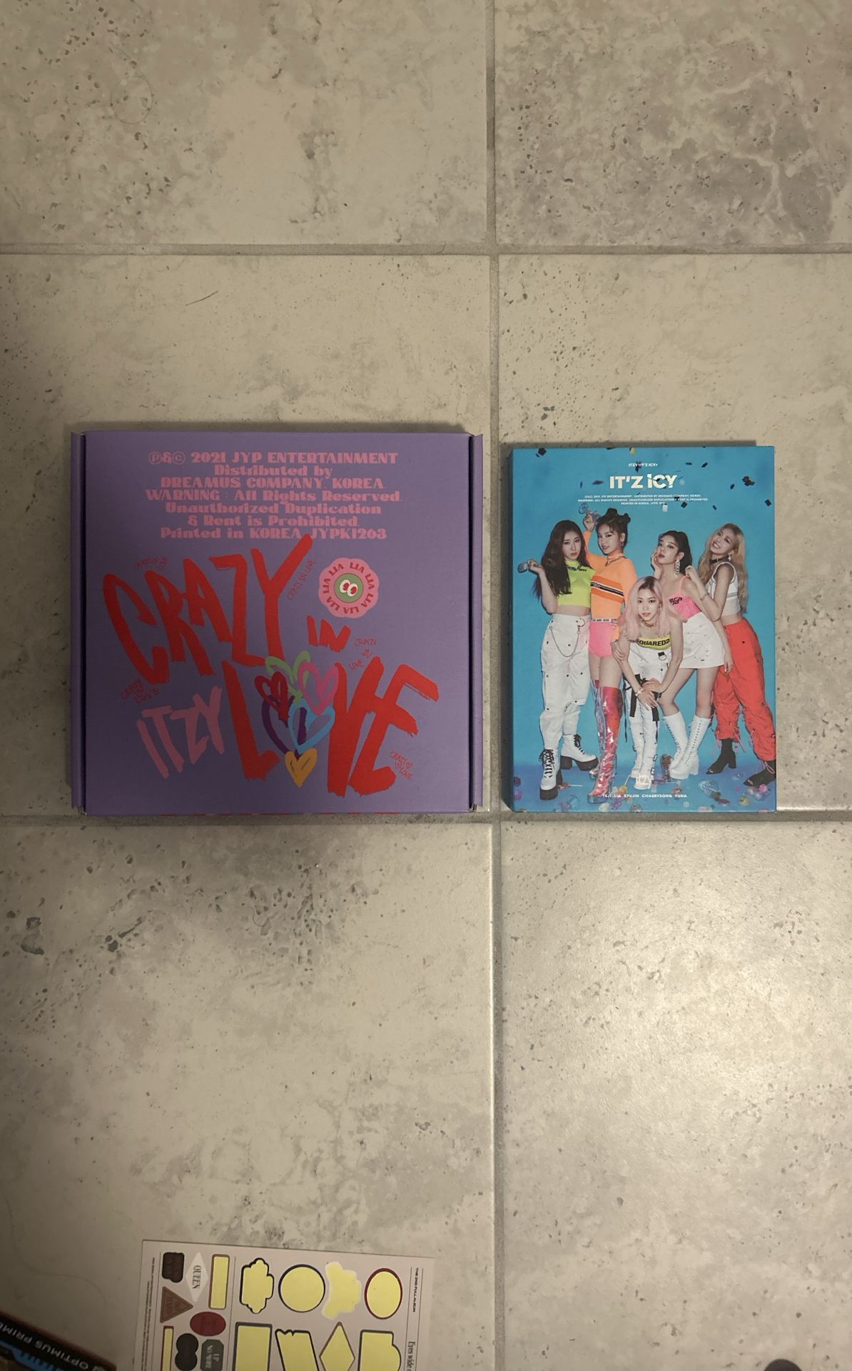 Itzy 2-Album Collection