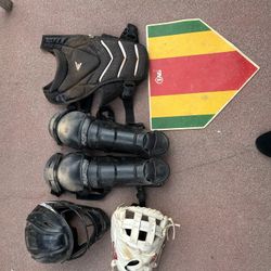 Black Jen Shro Catchers Gear
