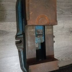 Vintage  Super look precision machine  Vise 