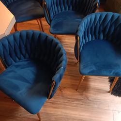 BEAUTIFUL ROYAL BLUE VELVET CHAIRS 