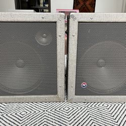 Newcomb Vintage Speakers 