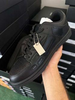 Amiri triple black low bottoms
