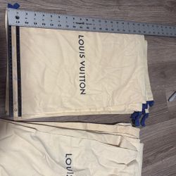 Lv Dust bags