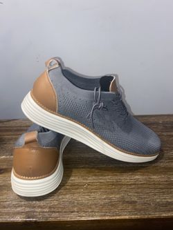 Men’s Shoes 9.5