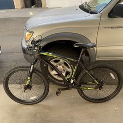 Hyper Carbon 21 Speed Mountain Bike 