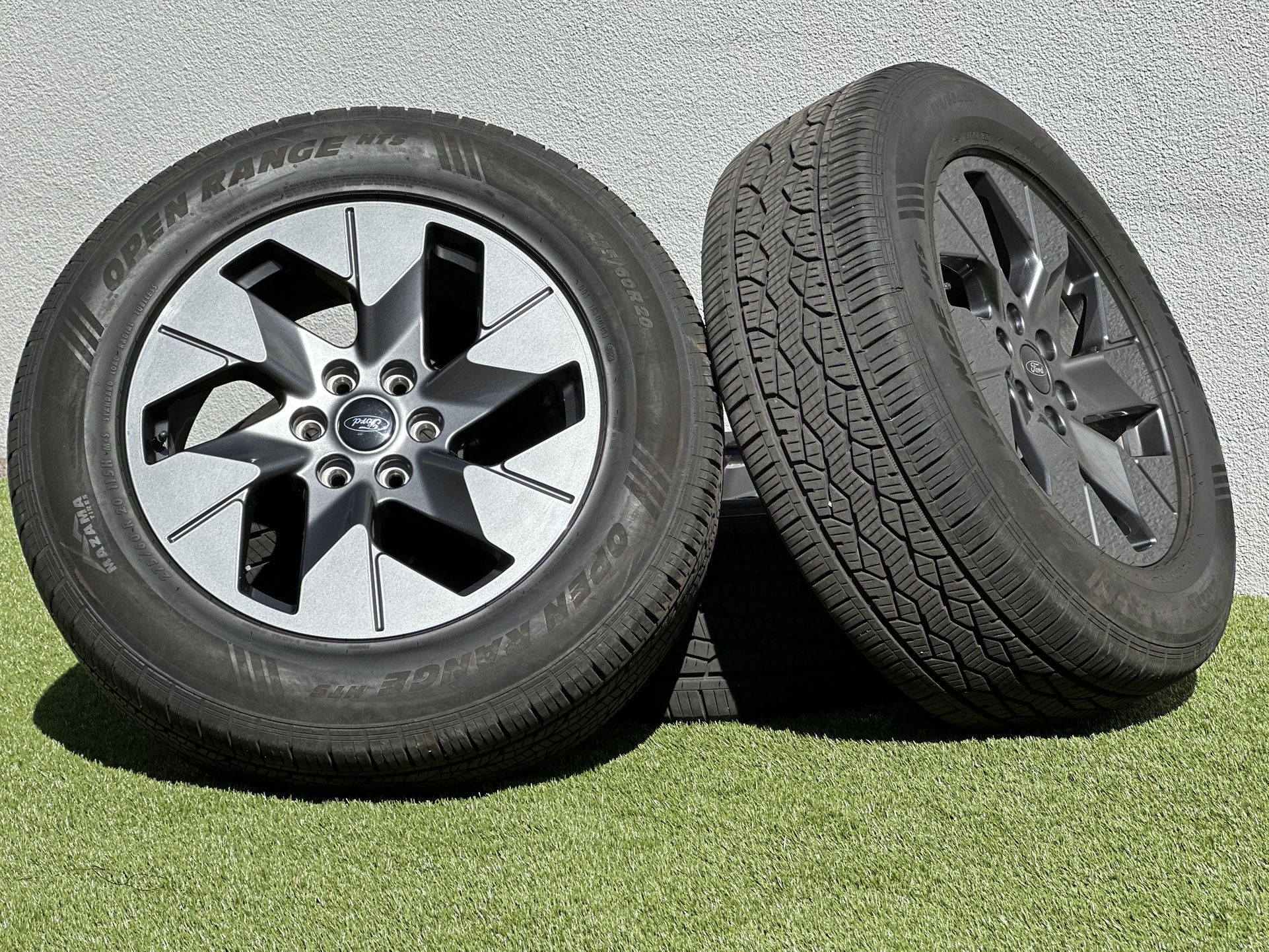 NEW Lightning 20” Ford F-150 Wheels 6x135 oem tires rims FX4 Expedition 275/60R20 Platinum Lariat