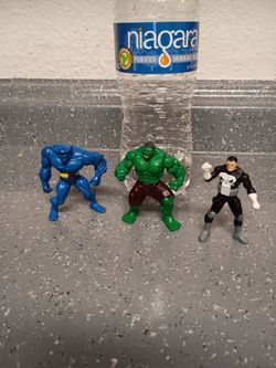 Figurines