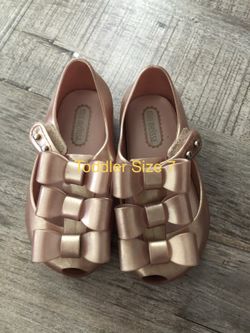 Mini Melissa size 7