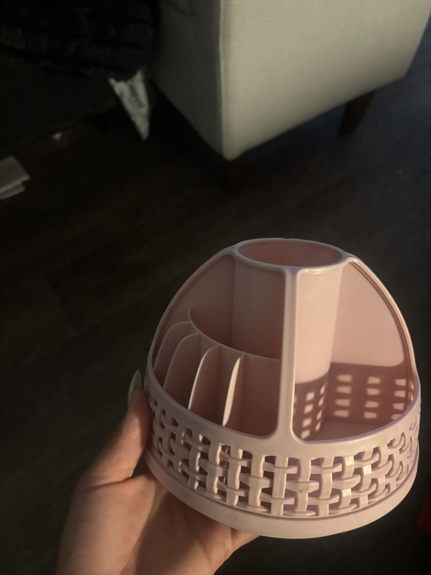 Makeup Organizer Spins 