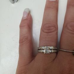 Wedding Ring/ Engagement Ring 