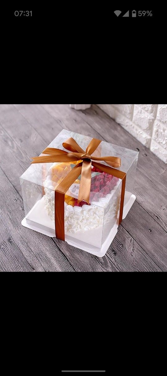 5 Clear Cake Boxes