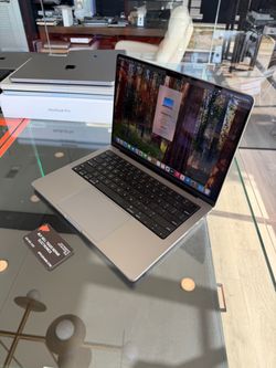 Apple 14” MacBook Pro M1 Pro Chip 16GB Ram 1TB SSD! 90 day warranty! Financing available!