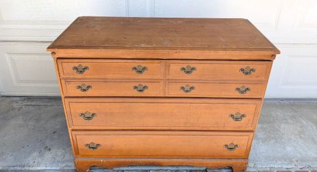 Vintage maple wood dresser