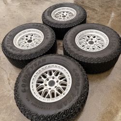 New Rims 6x139.7 Used Tires 315/70r17 Goodyear Tires