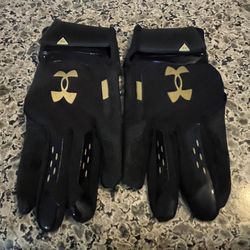 Youth Large Under Armour Batting Gloves 