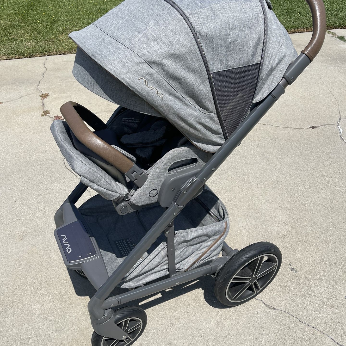 Nuna Mixx Stroller & Pipa Baby Car Seat Set