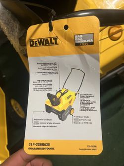 DEWALT 179cc Single-Stage Gas Snow Blower - New (31P-2S6HA38)