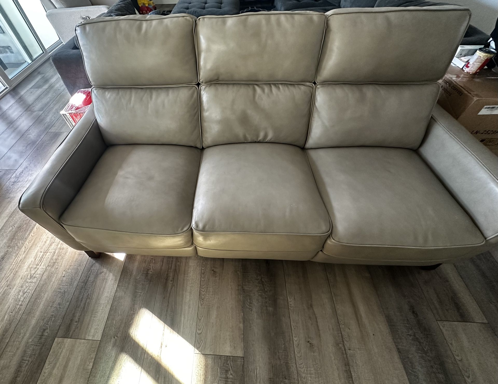 Electric Recliner Couch