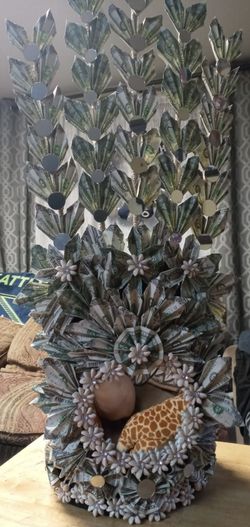 GRADUATION LEIS AND TUINGA
