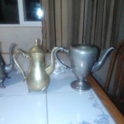 Antique Tea Pots 
