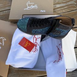 Daily new SALE!!!! Sneakers size 9.5/10 US brand new $150