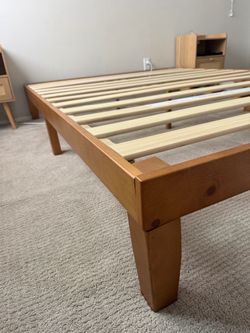 Light Wood Queen Bed Frame (Mattress Optional)