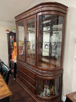 Chinaware Cabinet