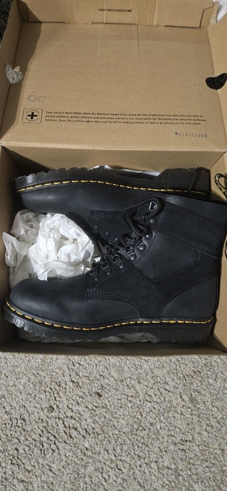 Doc Martens Boots