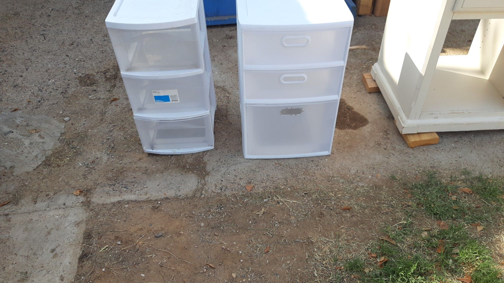 Plastic drawers for only $10 for both ..