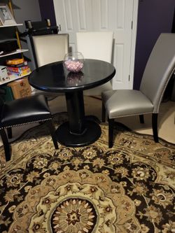3 Ft Round Table